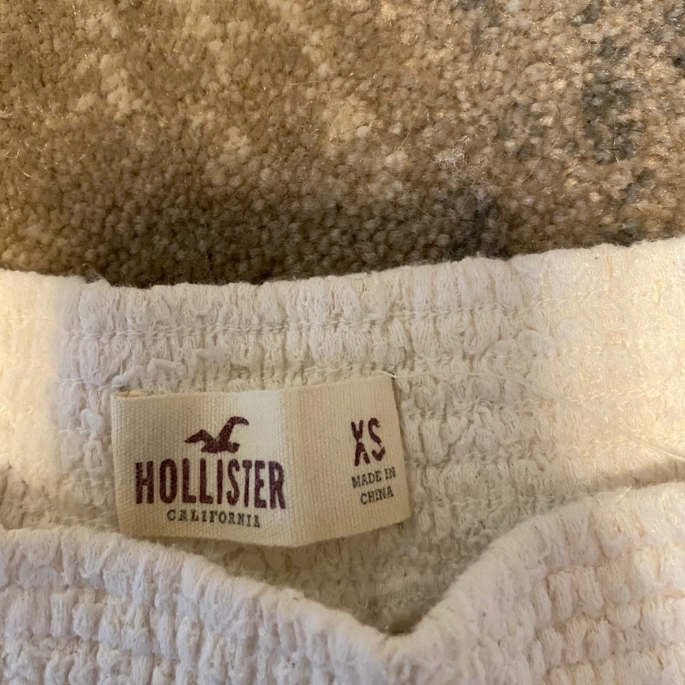 White lace XS Hollister shorts